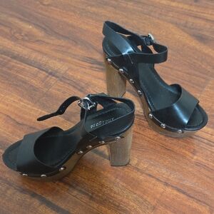 Black Platform Sandals with Wooden Heel